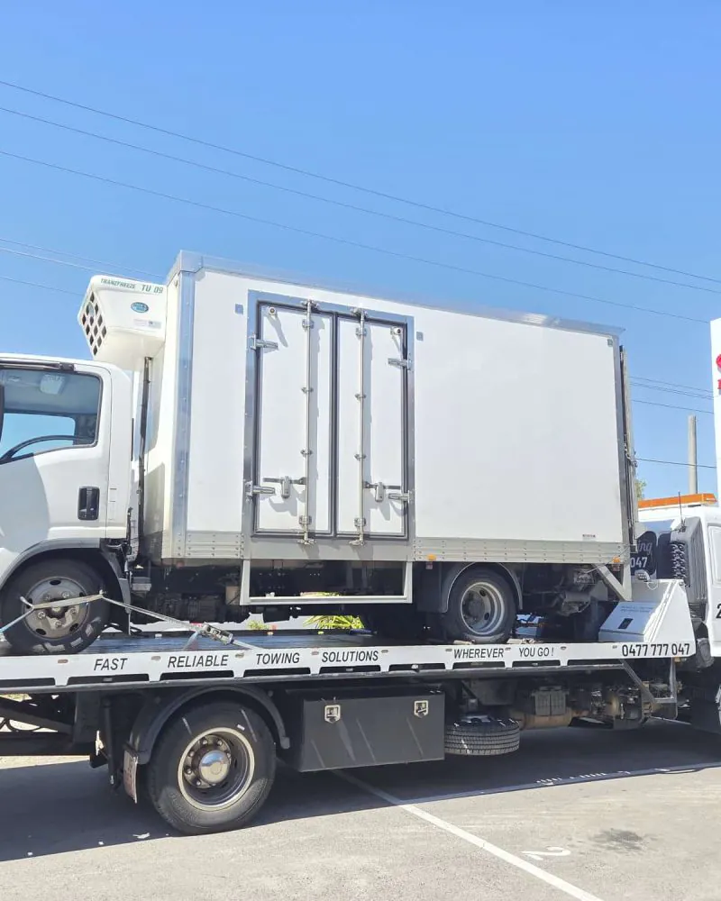 Emergency tow truck Melbourne